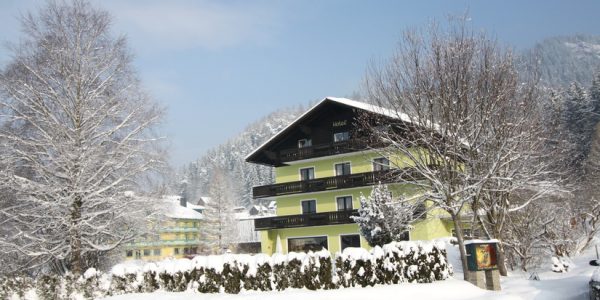 Hotel Igelheim Aussenansicht